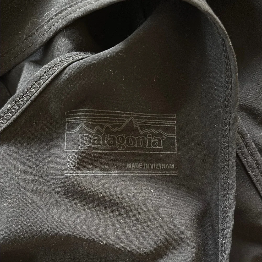 Patagonia Black Jumpsuit with Adjustable Waist and Tapered Legs - Picture 9 of 9